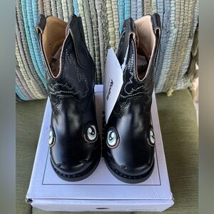 Rollda Toddler Black”Pony” Boots with Eye Design New in Box